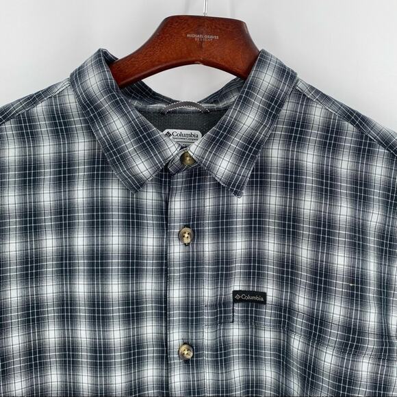 Columbia omni-shield grey plaid button down shirt men’s medium - Picture 3 of 7